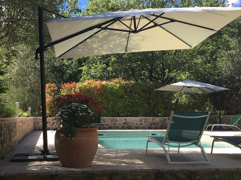 Domaine Geodora, Parfumeur En Provence Villa Montauroux Eksteriør billede